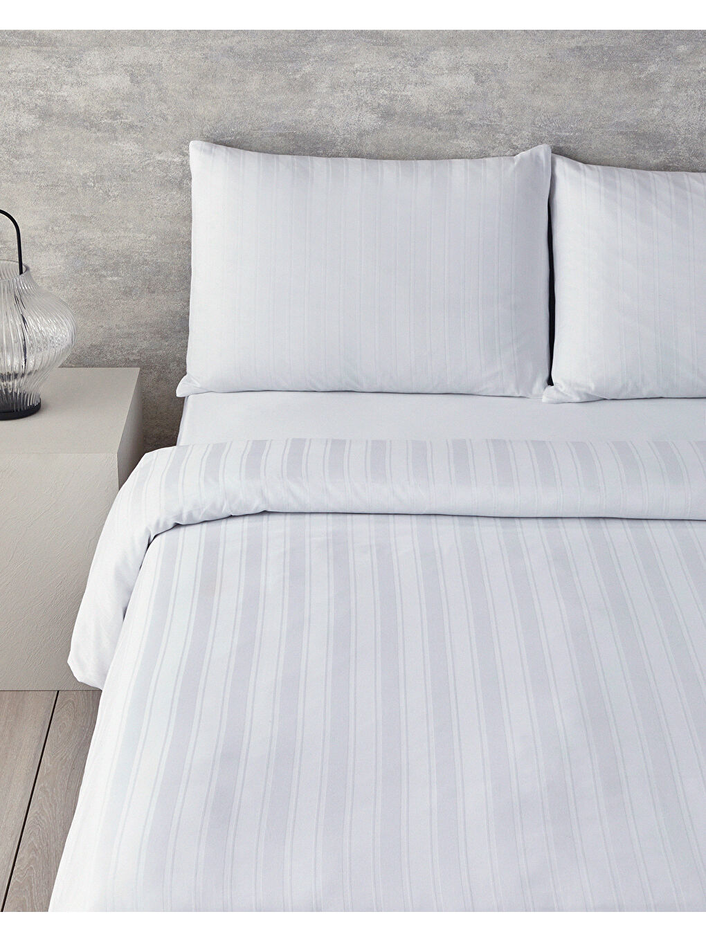 Lior Çizgili Pamuk Saten Çift Kişilik Nevresim Takımı 200x220 cm Beyaz-1