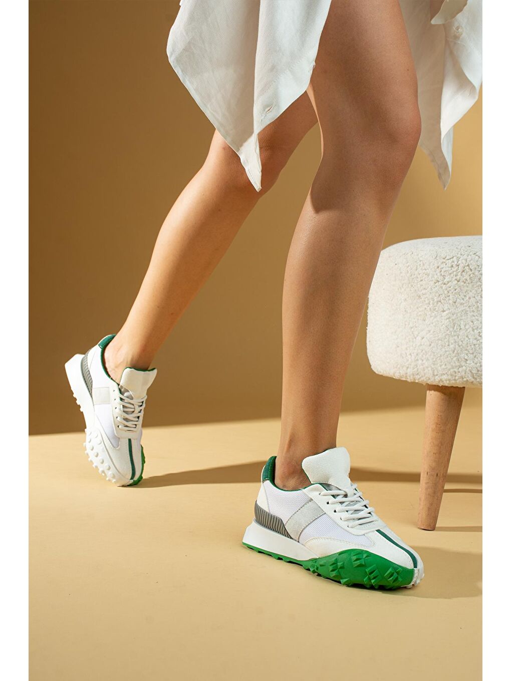 Yeşil Rahat Kalıp Kaymaz Taban Bağcıklı Kadın Sneaker 36-143-23ÇT