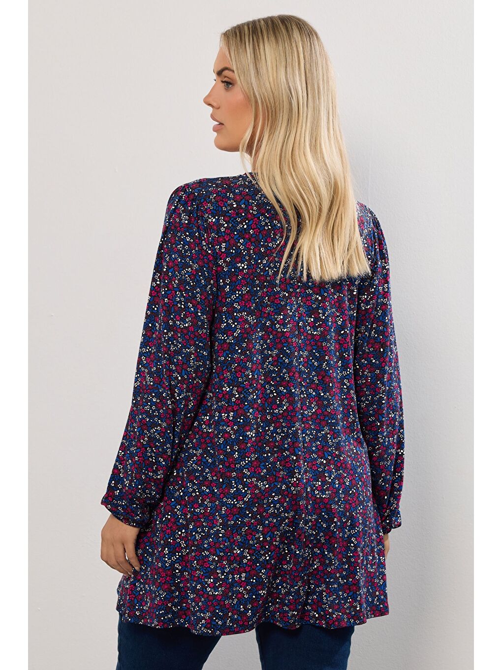 Mor Büyük Beden V Yaka Uzun Kollu Çiçek Desenli T-shirt 322979-5