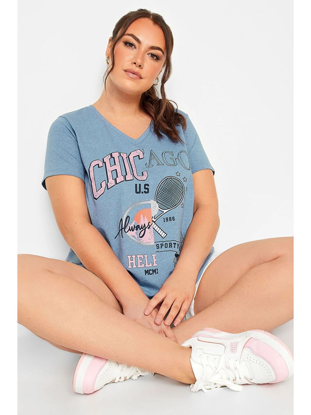 Mavi Büyük Beden Yazı Baskılı Yarım Kollu V Yaka T-shirt 302199-3