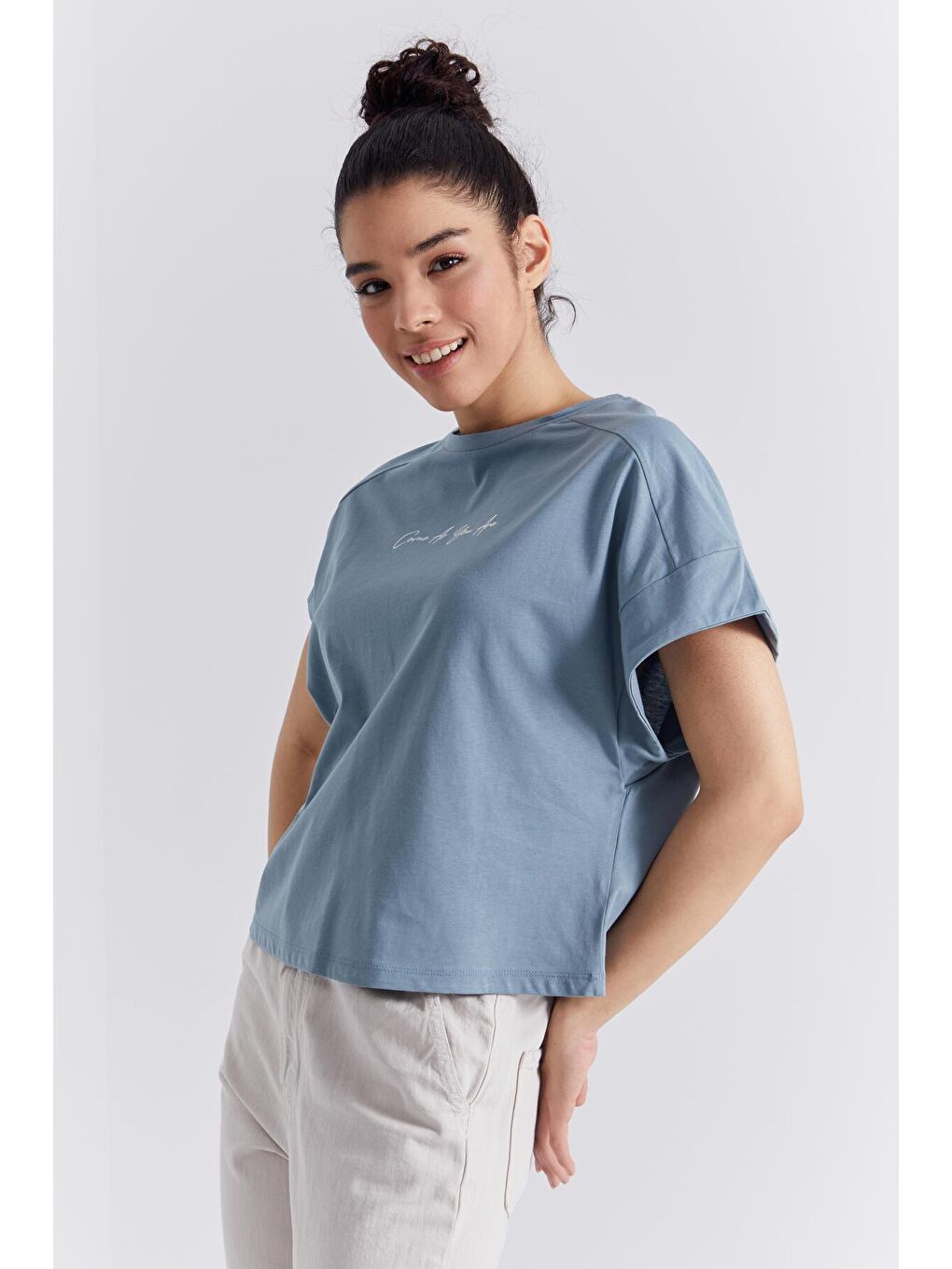 TOMMYLIFE Koyu Mint Yeşili Mint Yeşili Minimal Yazı Baskılı O Yaka Oversize Kadın T-Shirt  - 97219