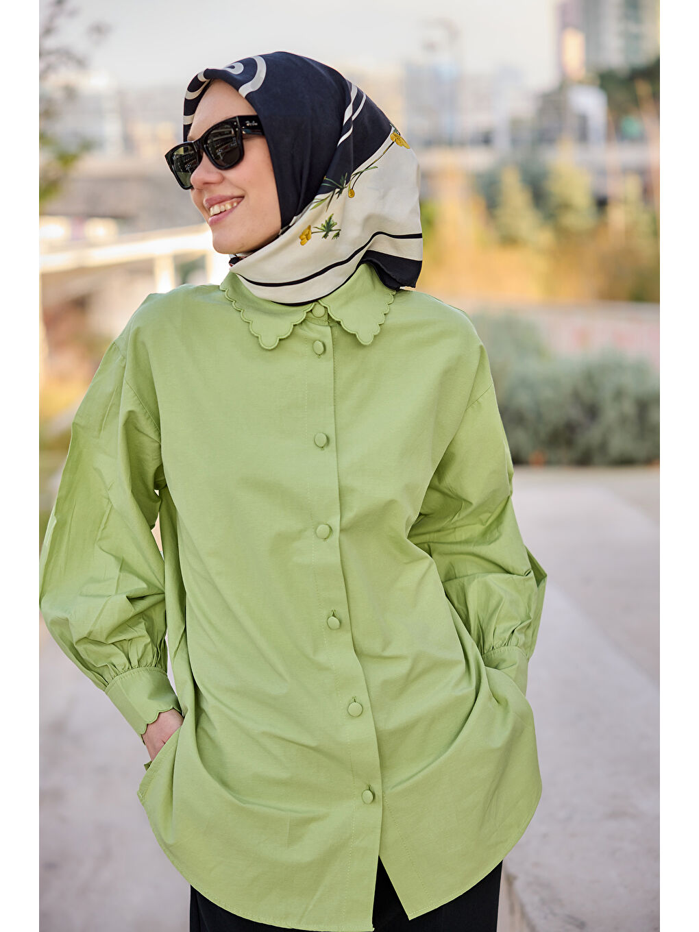 Kol ve Yaka Detaylı Gömlek Tunik Yeşil