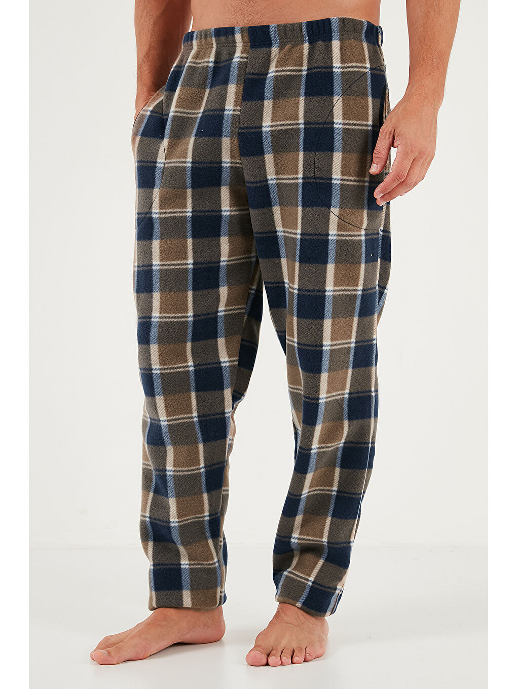 Kahverengi Ekoseli Regular Fit Düğmeli Bisiklet Yaka Kışlık Polar Erkek Pijama Takımı 60961008-4