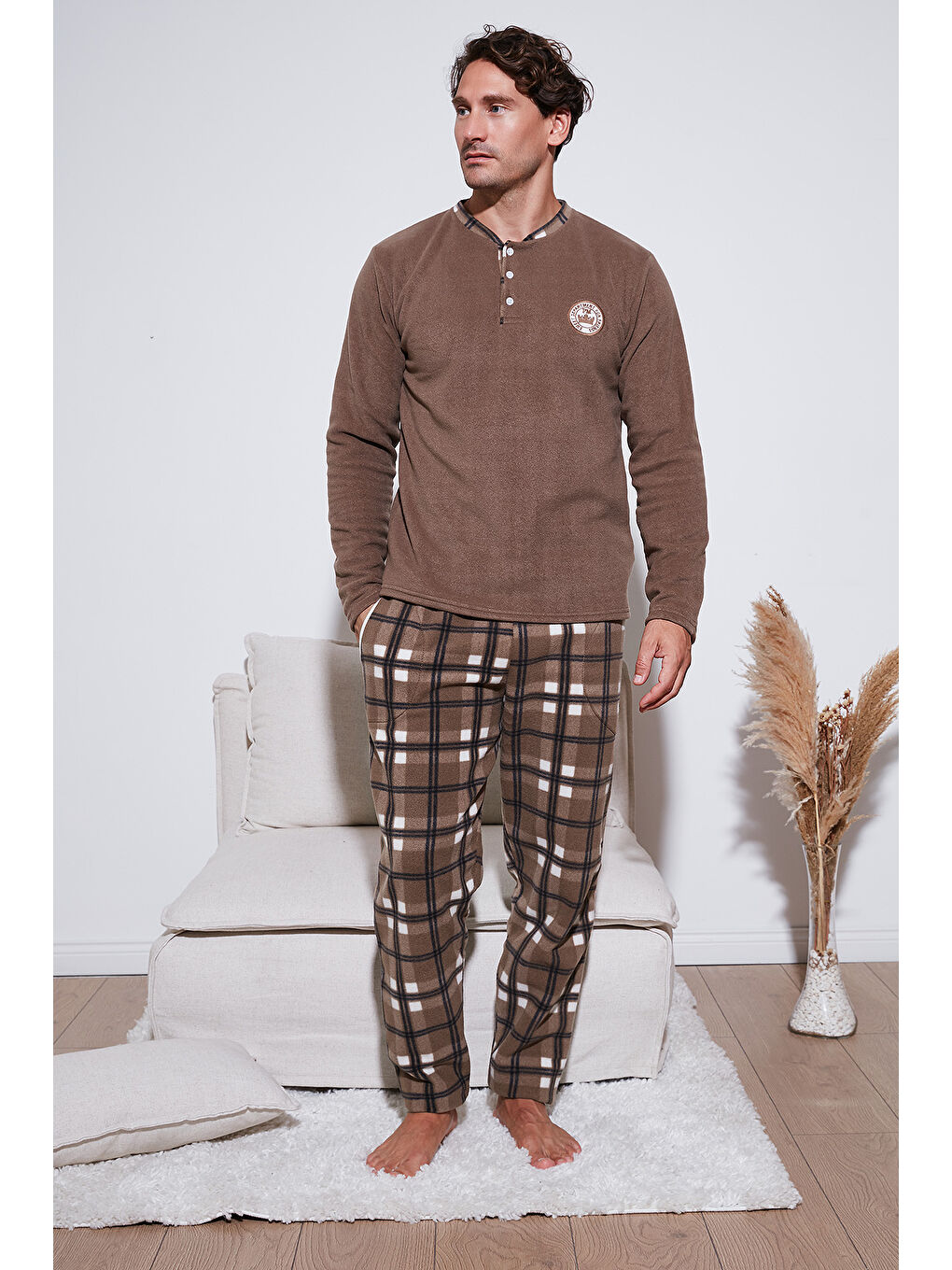 Kahverengi Ekose Regular Fit Bisiklet Yaka Kışlık Polar Erkek Pijama Takımı 609610013W4-1