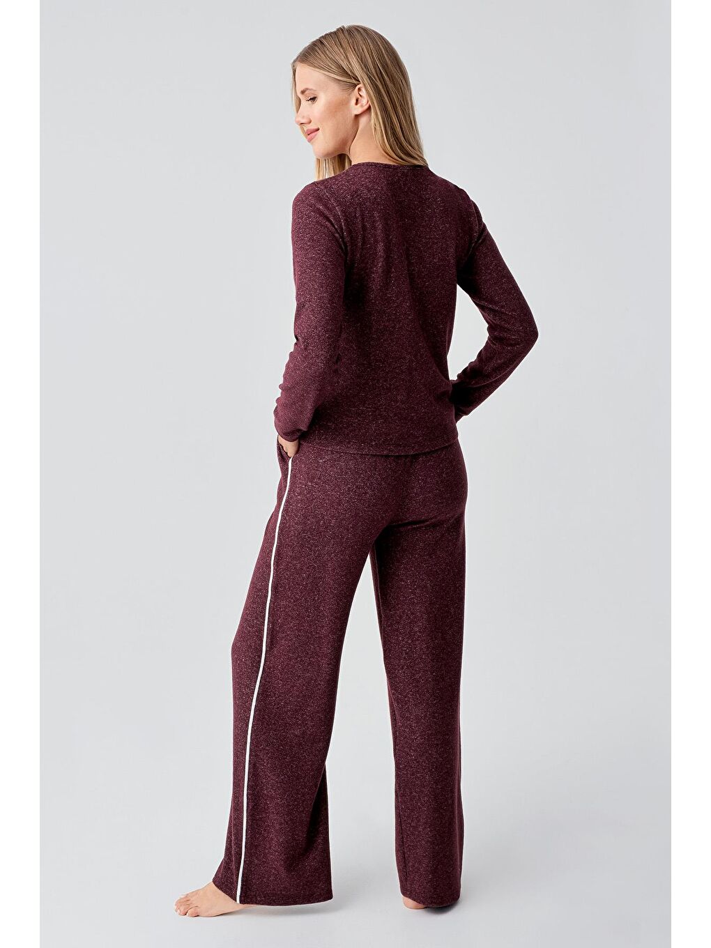 Bordo Uzun Kollu Düğmeli Esnek Yumuşak Dokulu Viskoz Pijama Takım 18205-2