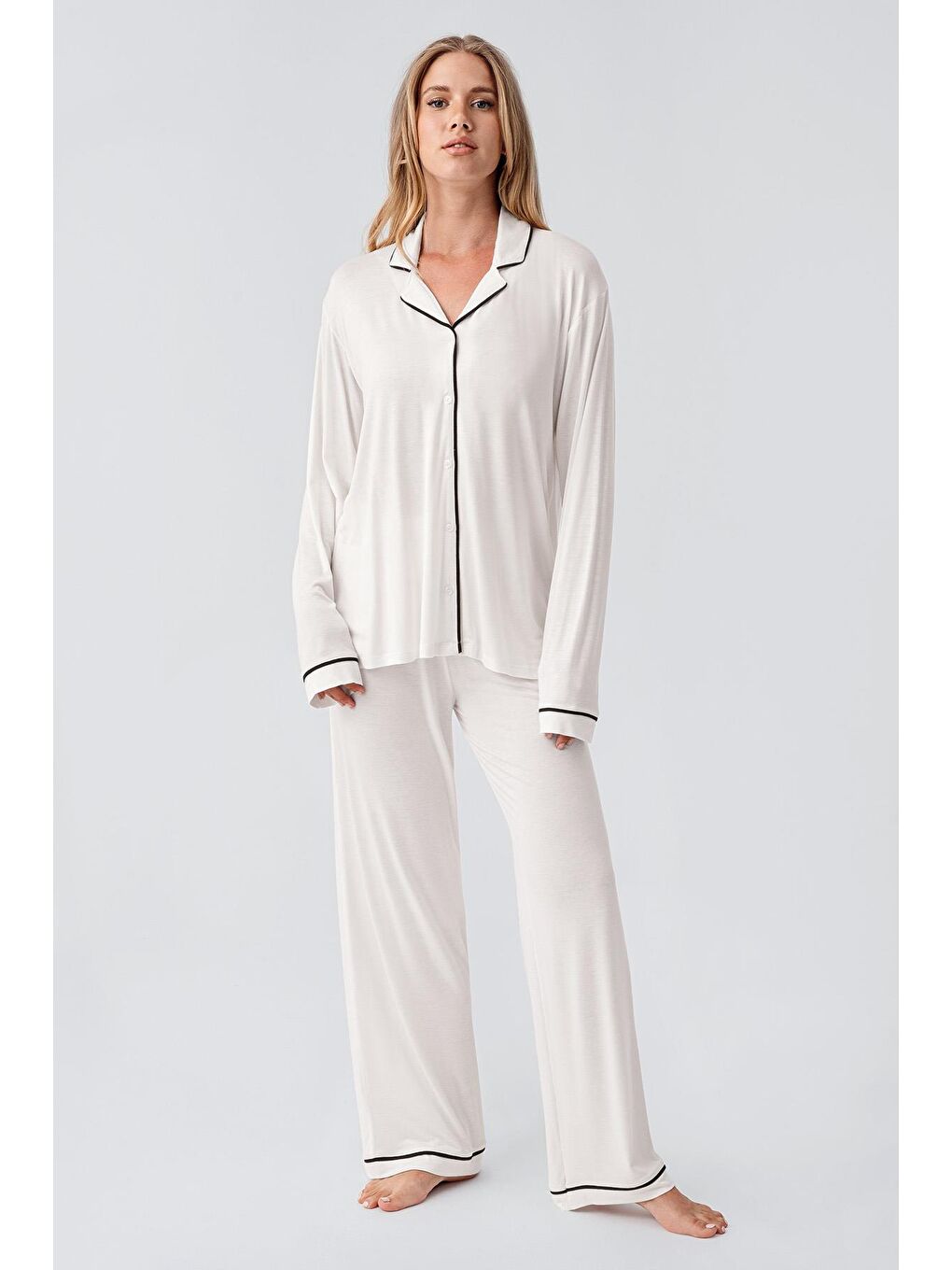 Ekru Uzun Kollu Düğmeli Esnek Viskoz Pijama Takım 18207-1
