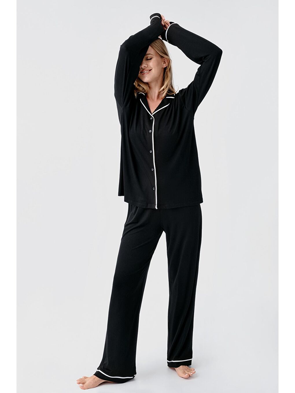 Siyah Uzun Kollu Düğmeli Esnek Viskoz Pijama Takım 18207-1
