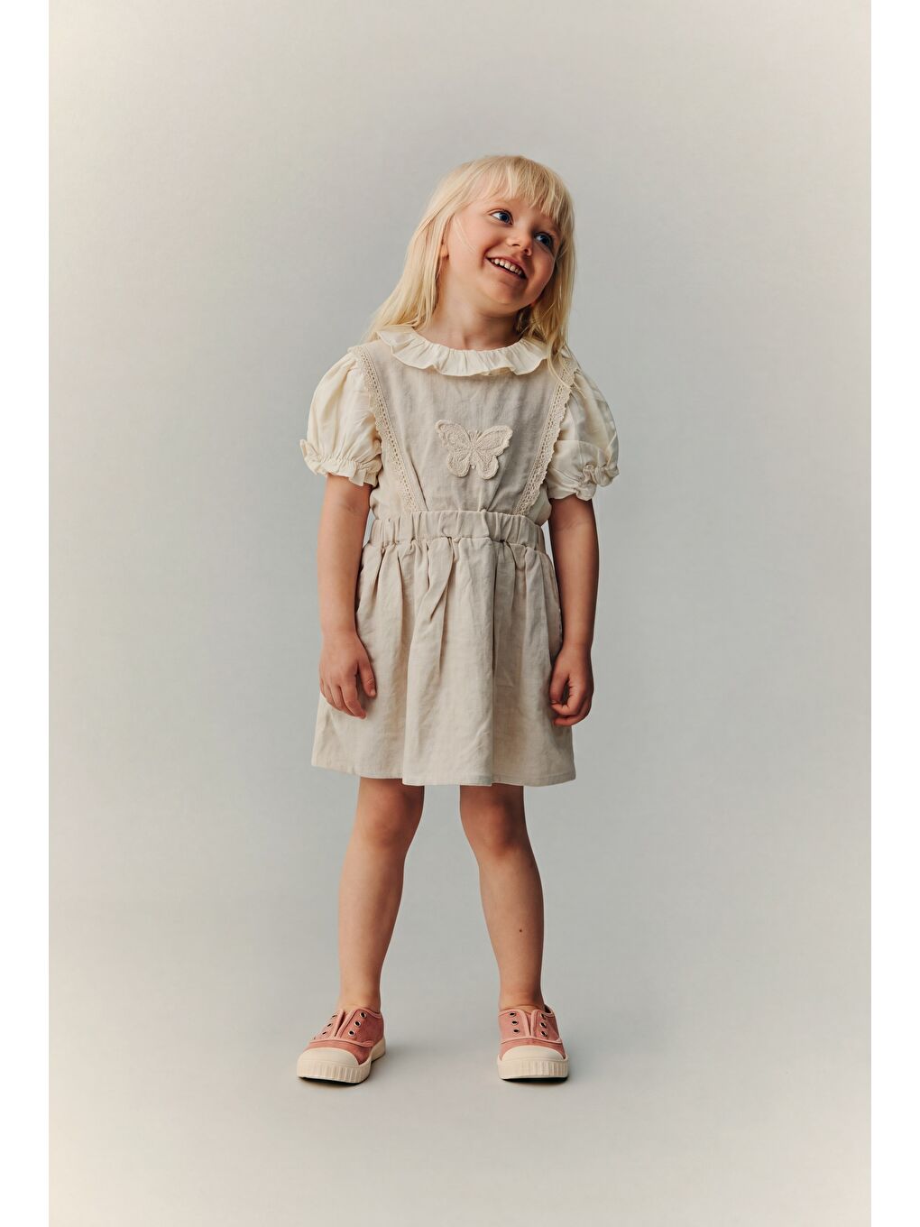 Bej Kız Çocuk Pamuklu Kelebek Detaylı Elbise