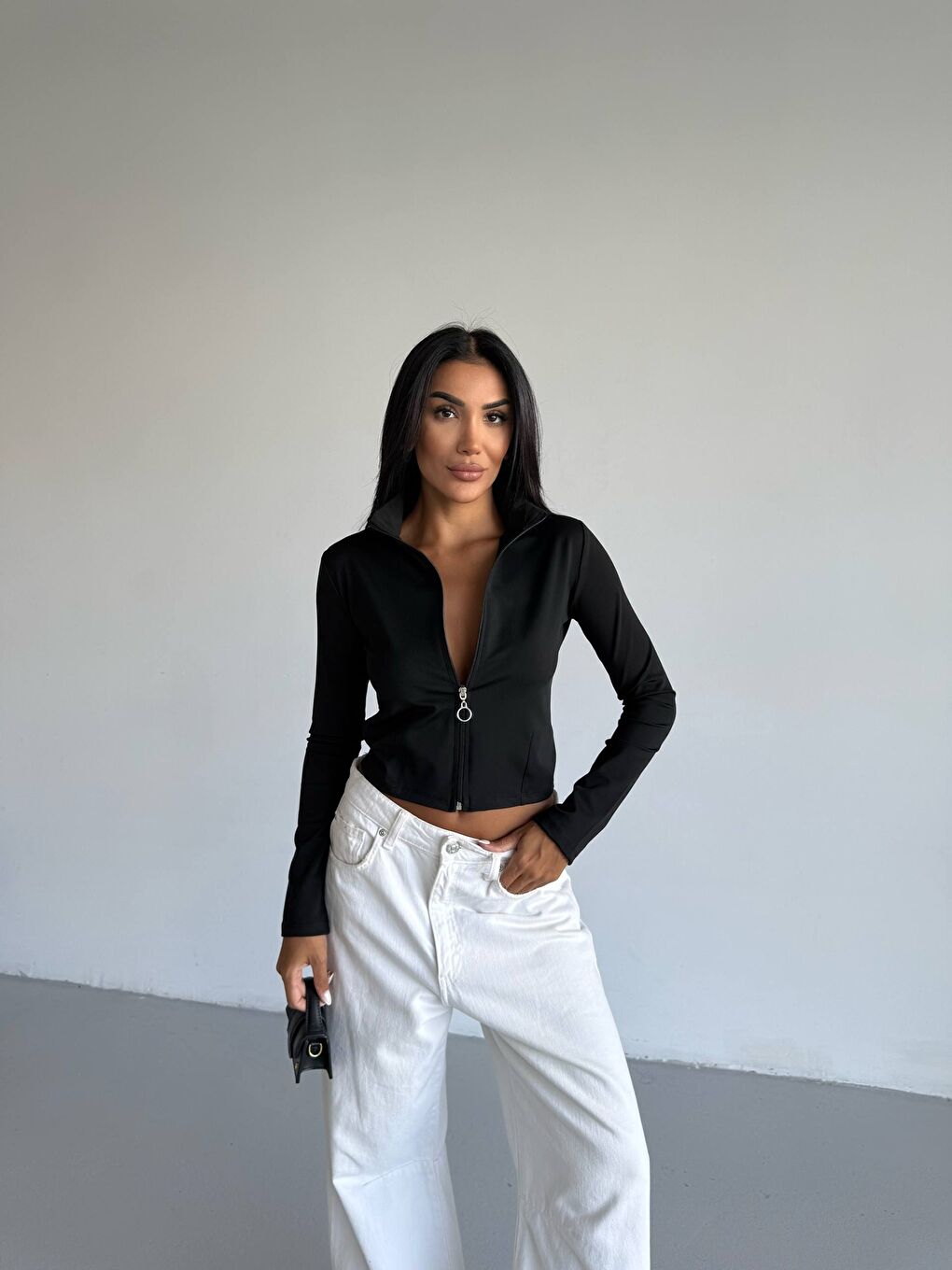 Siyah Fermuarlı Dalgıç Kumaş Sweatshirt-2