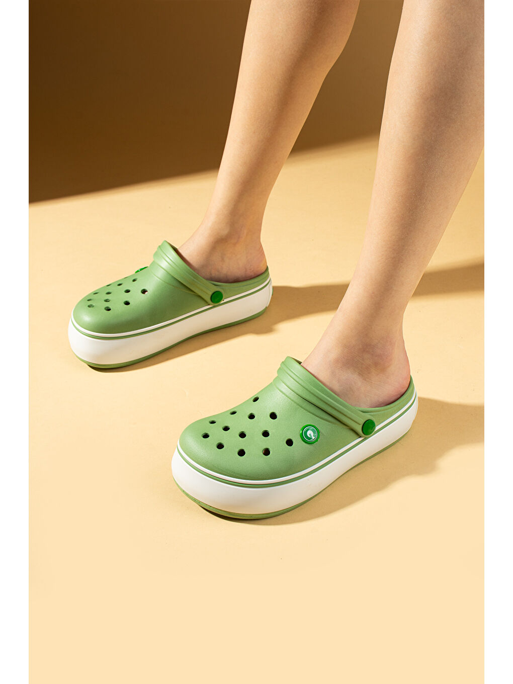 Yeşil Beyaz Şeritli Yüksek Taban Comfort Eva Kadın Sandalet 011-812-25