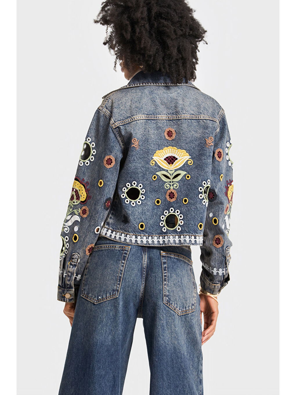 Mavi Kadın T.Kot Rengi 4w5-8 Özel Desen Çiçek Nakışlı %100 Pamuk Denim Ceket-2