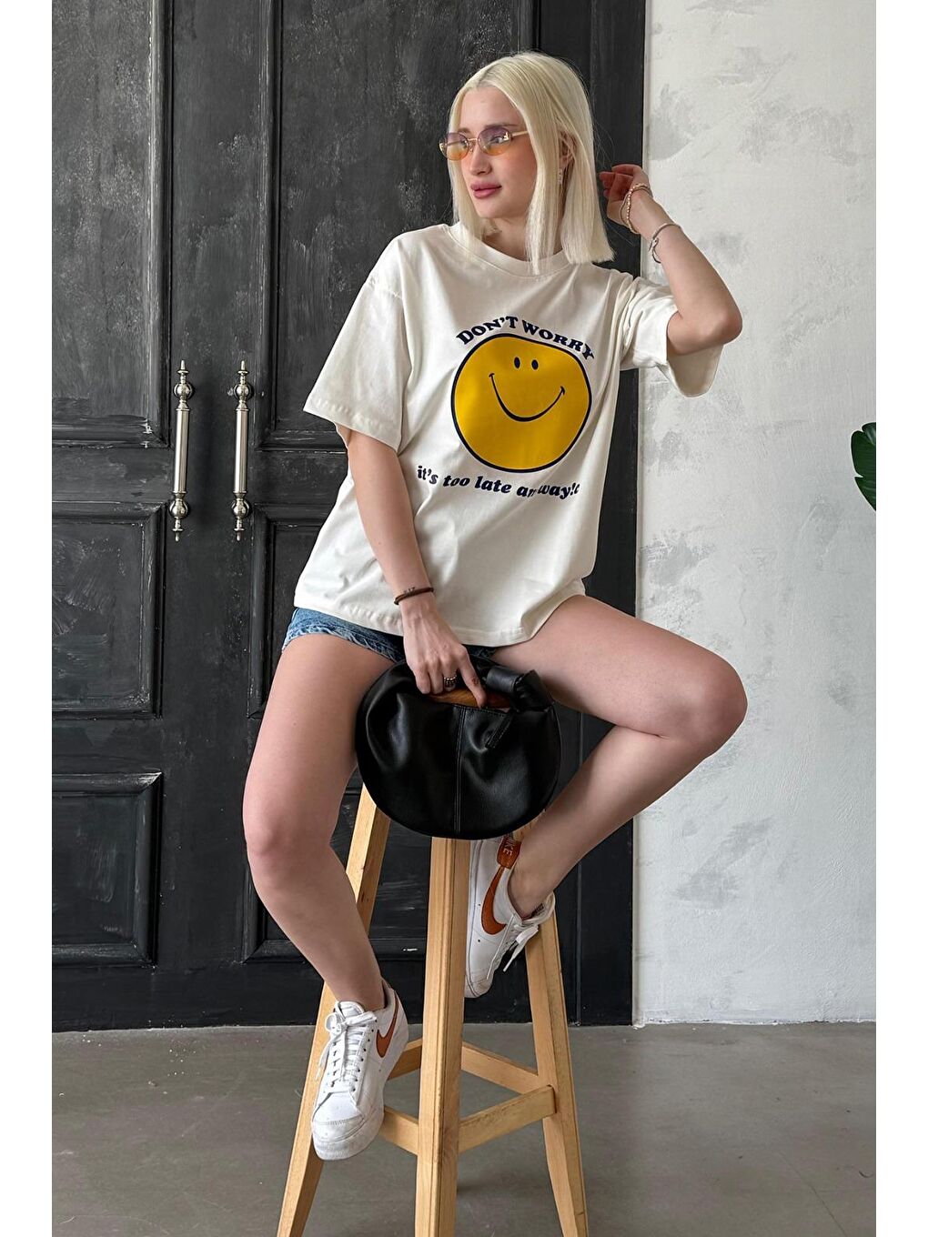 Ekru Bisiklet Yaka Baskılı Kadın Basictişört Mg2379-4