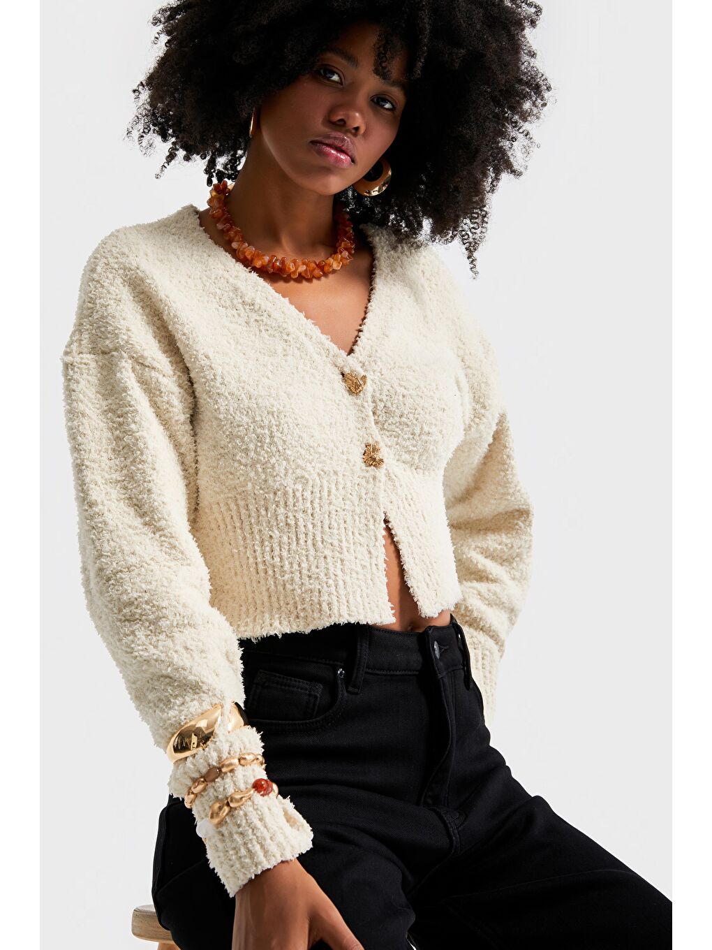 Kadın Ekru Renk w5-105 Aksesuar Detaylı Püsküllü Kumaş Kazak Hırka-2