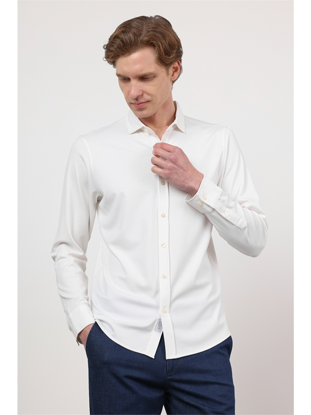 Beyaz İtalyan Yaka Uzun Kol Cepsiz Performans Ürün Slim Fit Gömlek 1004260160-4