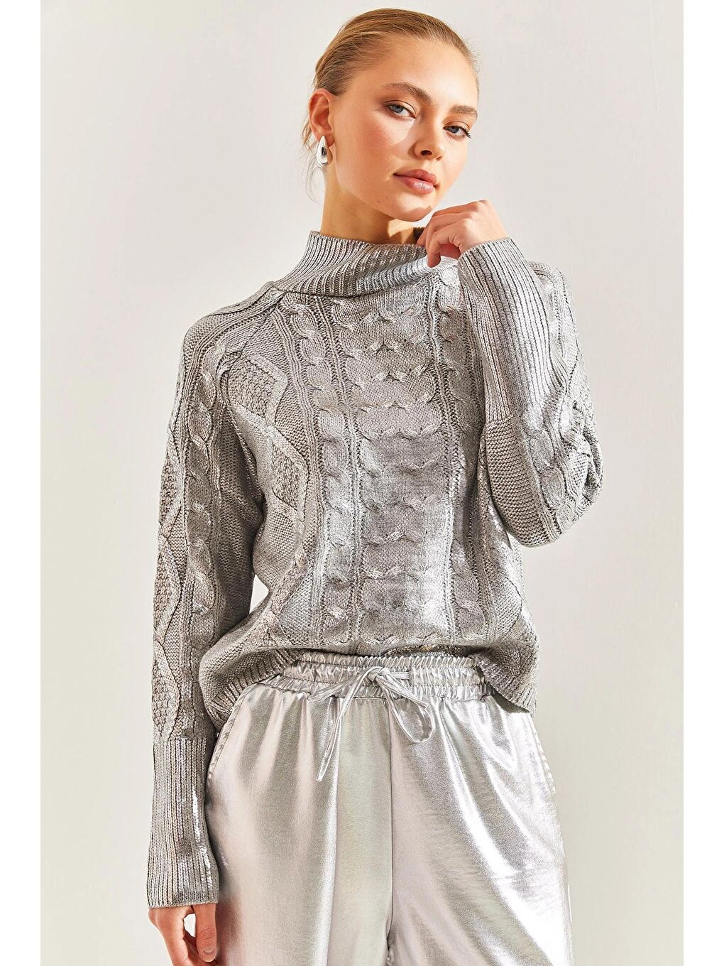 Gri Kadın Desenli Triko Kazak