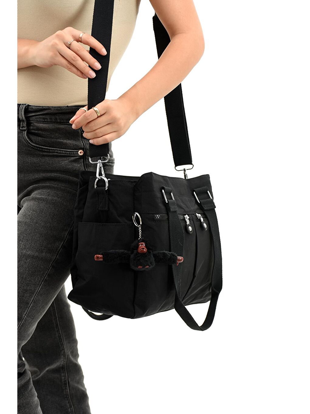 Siyah Montello Çok Bölmeli Fonksiyonel Omuz ve Postacı Çantası BP-4858O-2