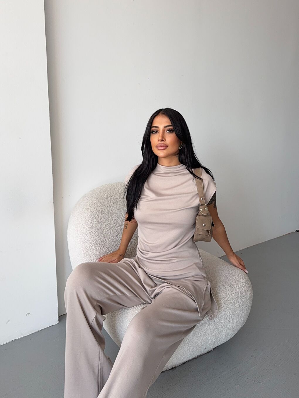 Asimetrik Bluz ve Pantalon Takım Bej-1