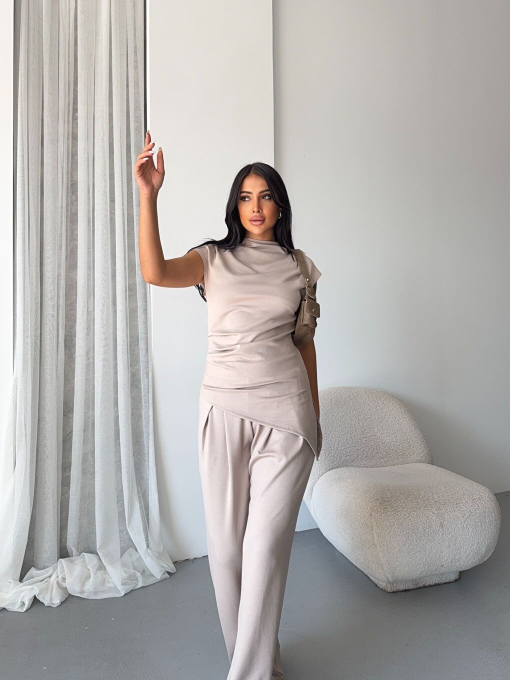 Asimetrik Bluz ve Pantalon Takım Bej-2