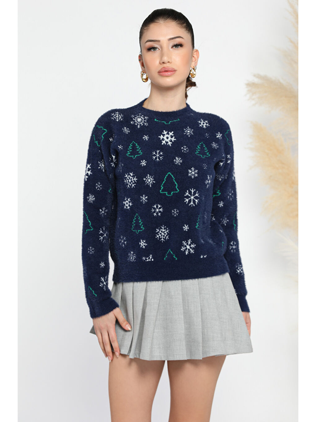 Lacivert Kadın Yılbaşı Temalı Şardonlu  İplik Triiko Kazak-1