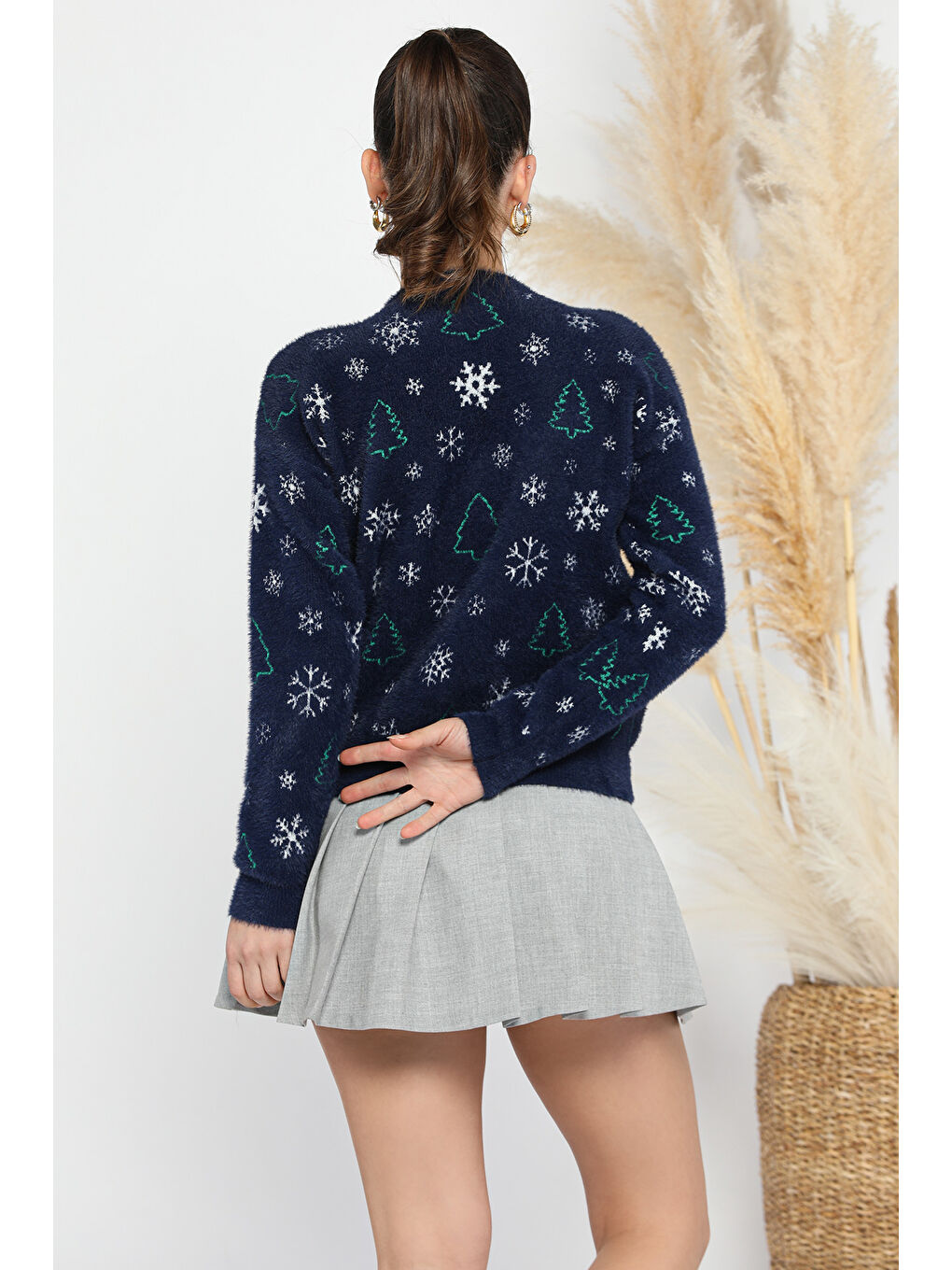 Lacivert Kadın Yılbaşı Temalı Şardonlu  İplik Triiko Kazak-2