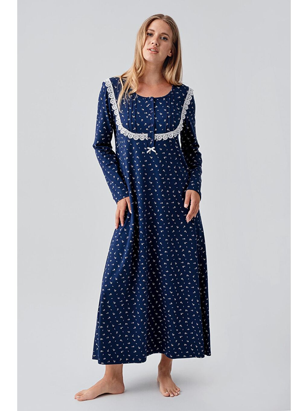 Lacivert Uzun Kollu Desenli Düğmeli Esnek Pamuklu Gecelik 18101-1