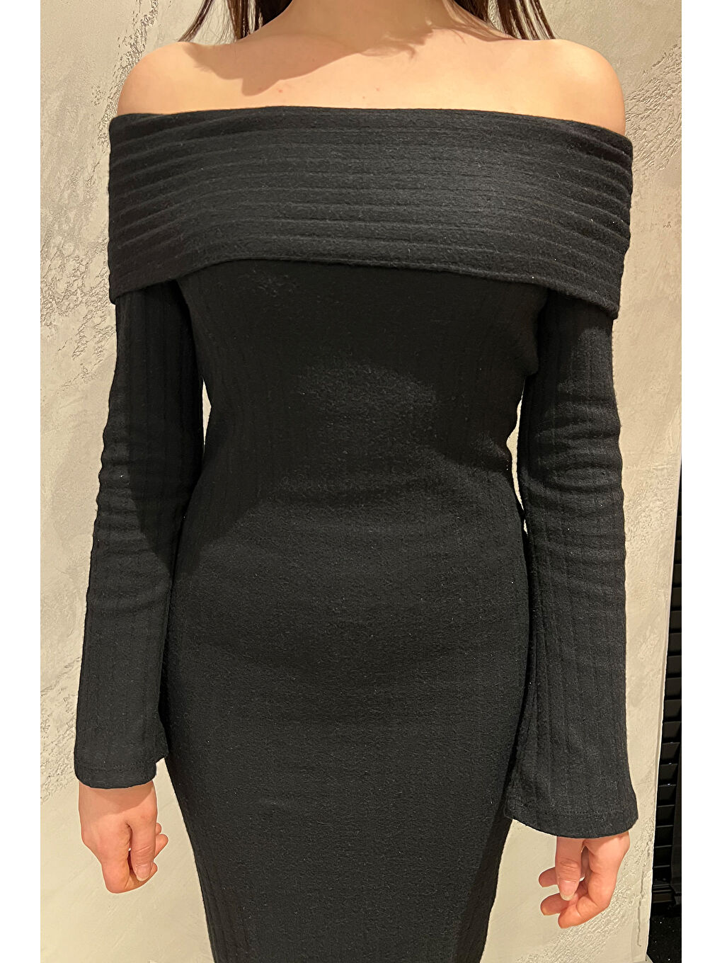 Siyah Madonna Yaka Kadın Uzun Elbise-2