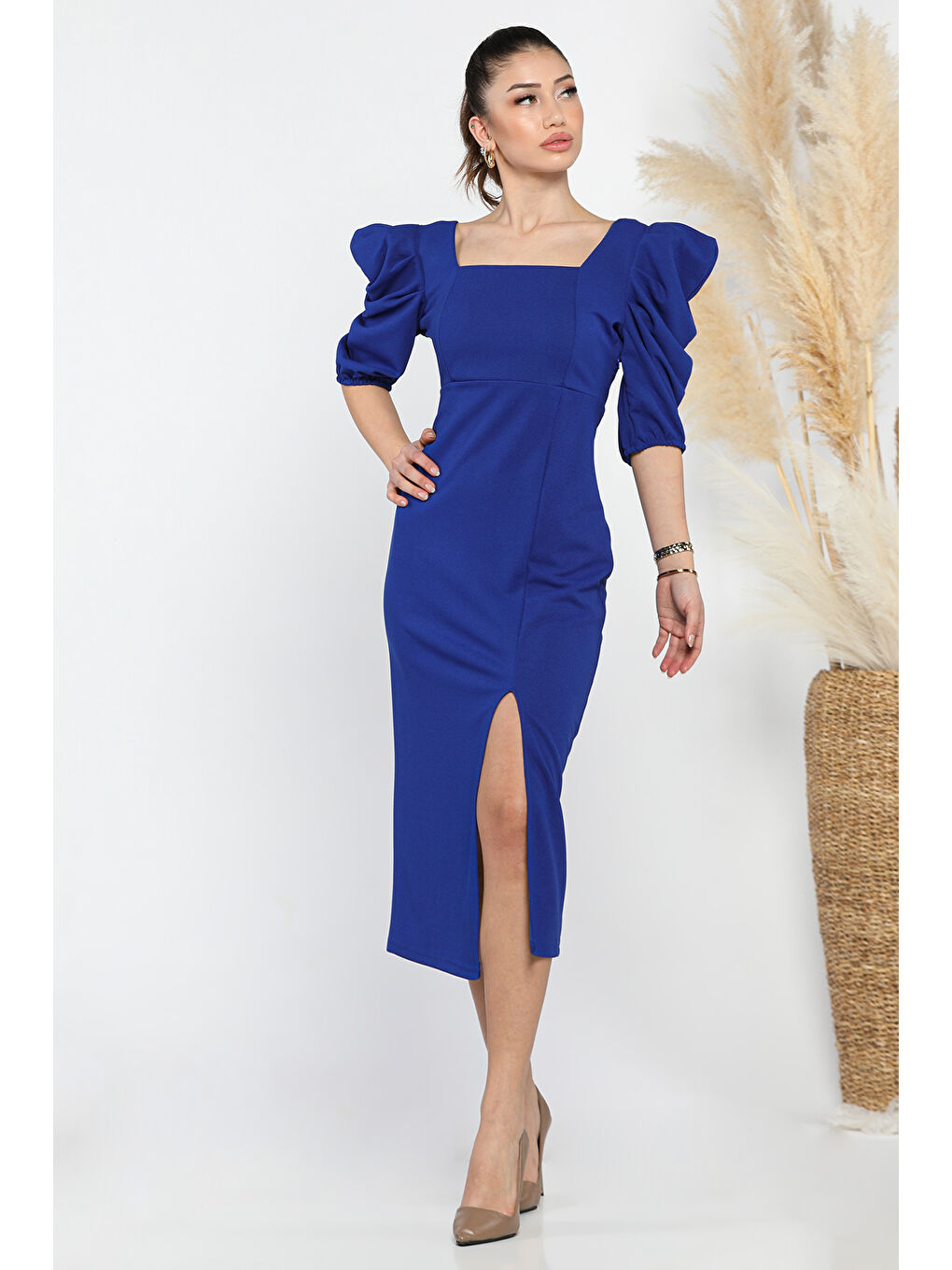 Mavi Kadın Sırt Dekolteli Yırtmaçlı Kare Yaka Elbise-1