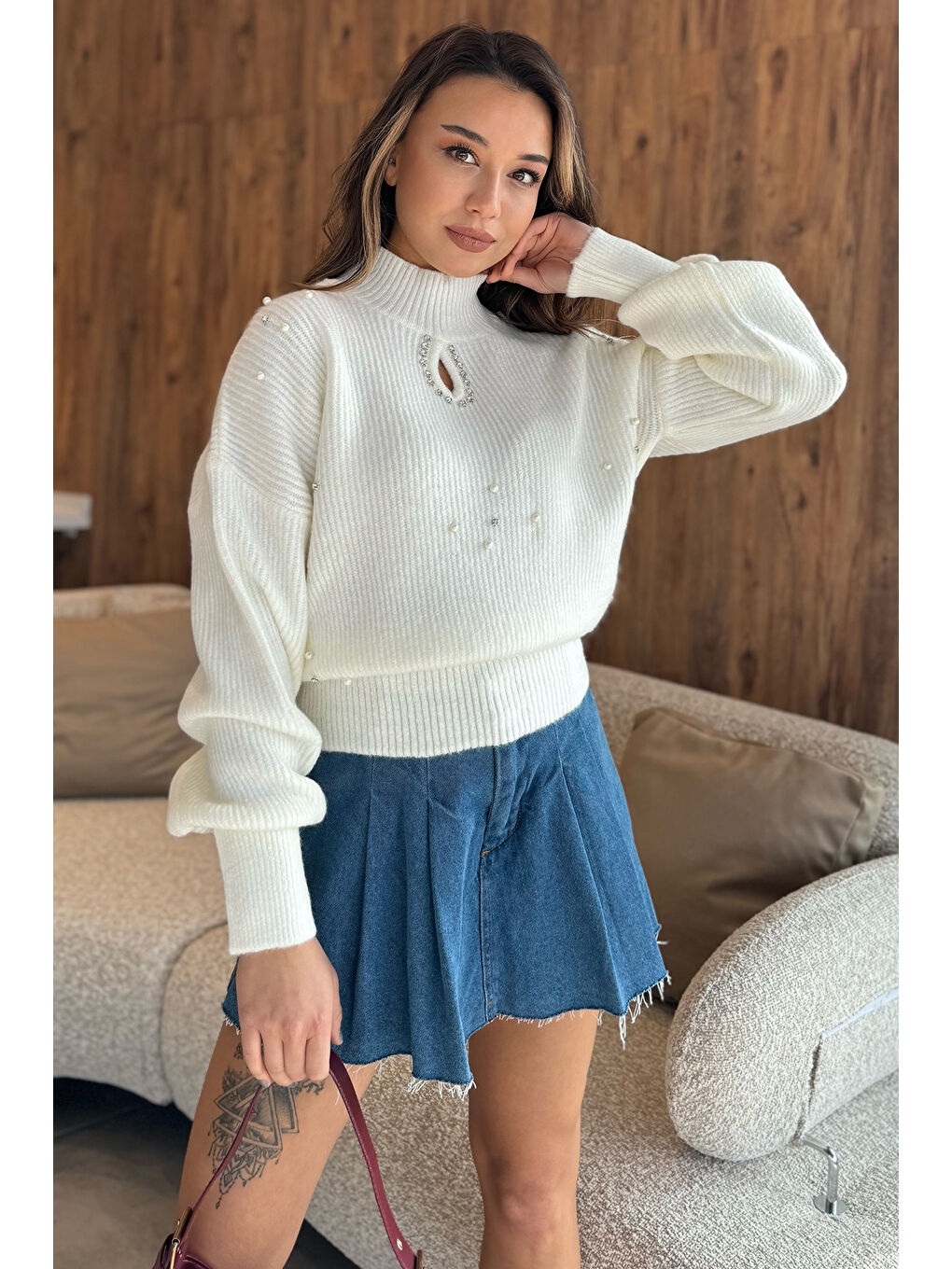 Ekru Kadın Ön Pencereli Taş Detaylı Bel Ve Kol Lastikli Triko Bluz-3