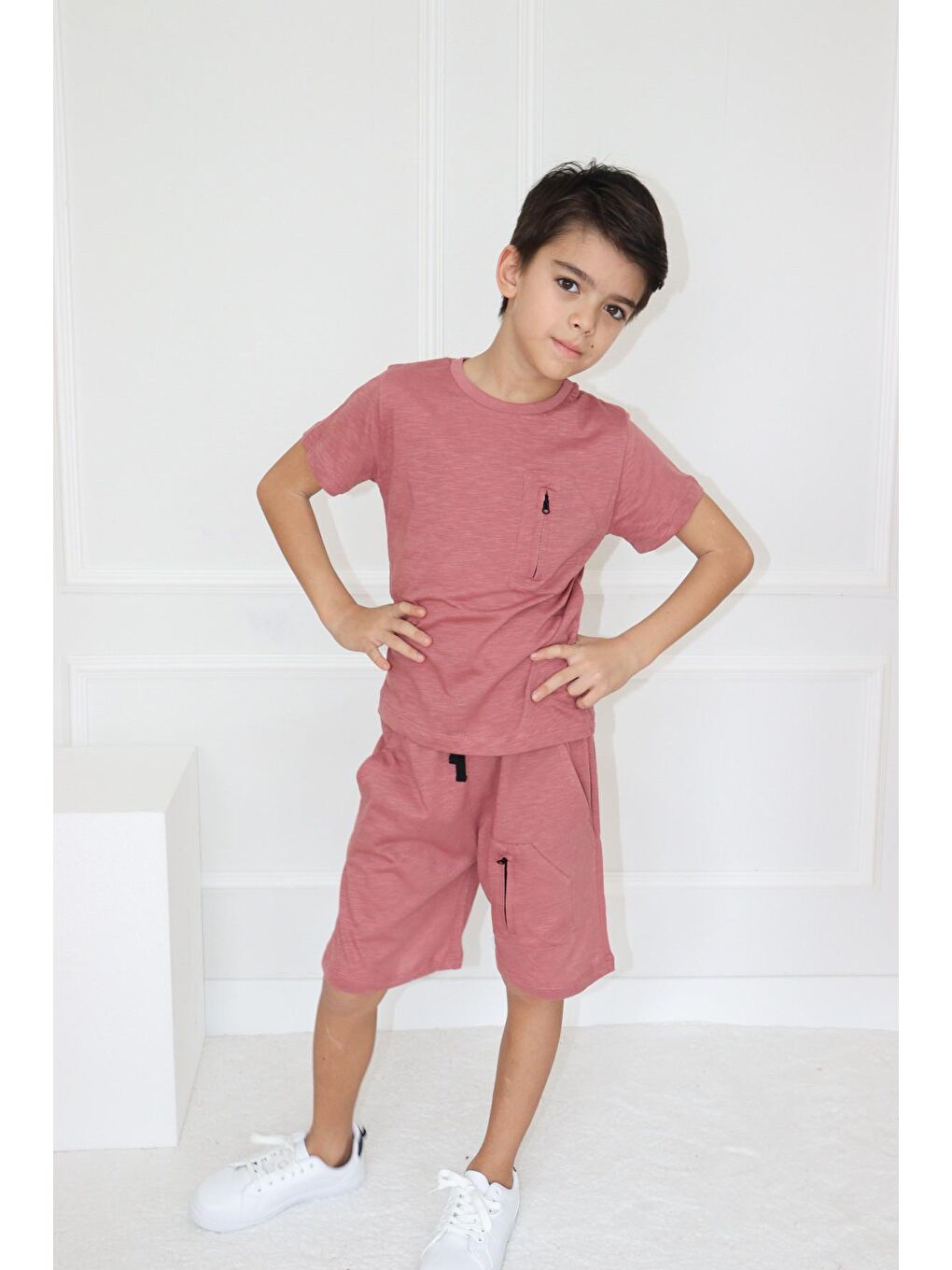 Kırmızı Erkek Çocuk Düz Cep Detaylı Kısa Kollu Basic Şortlu Takım6-9 Yaş-2