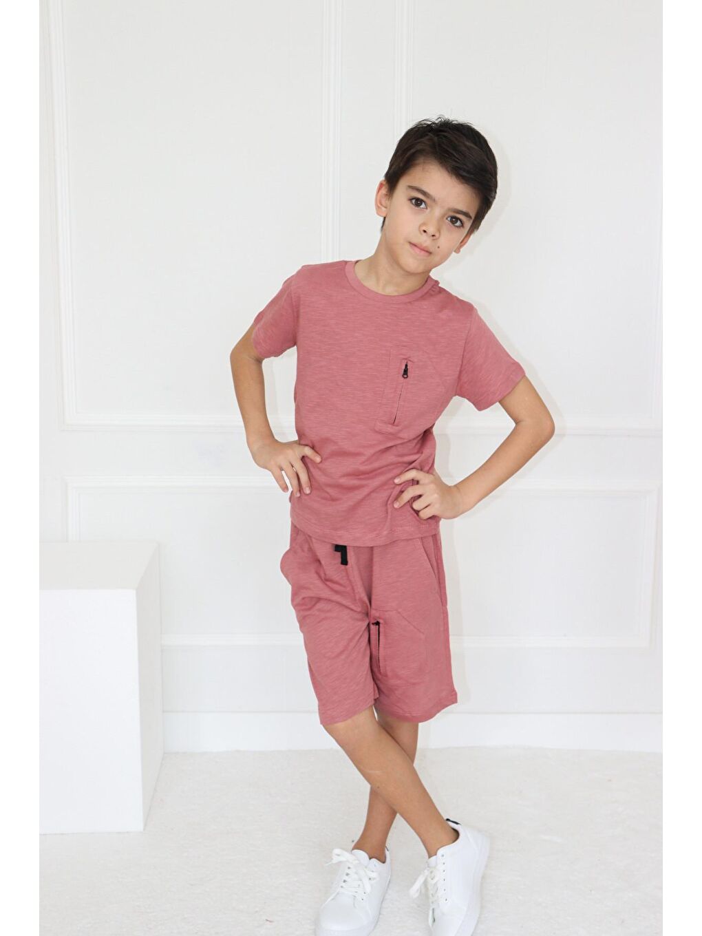 Kırmızı Erkek Çocuk Düz Cep Detaylı Kısa Kollu Basic Şortlu Takım6-9 Yaş-4