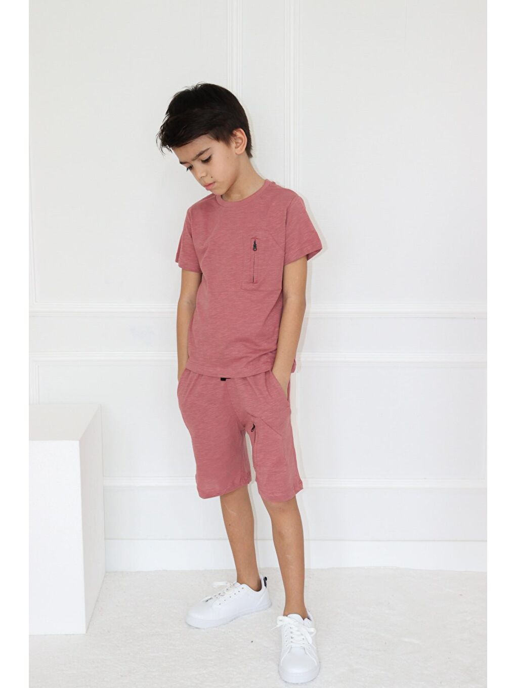 Kırmızı Erkek Çocuk Düz Cep Detaylı Kısa Kollu Basic Şortlu Takım6-9 Yaş-6