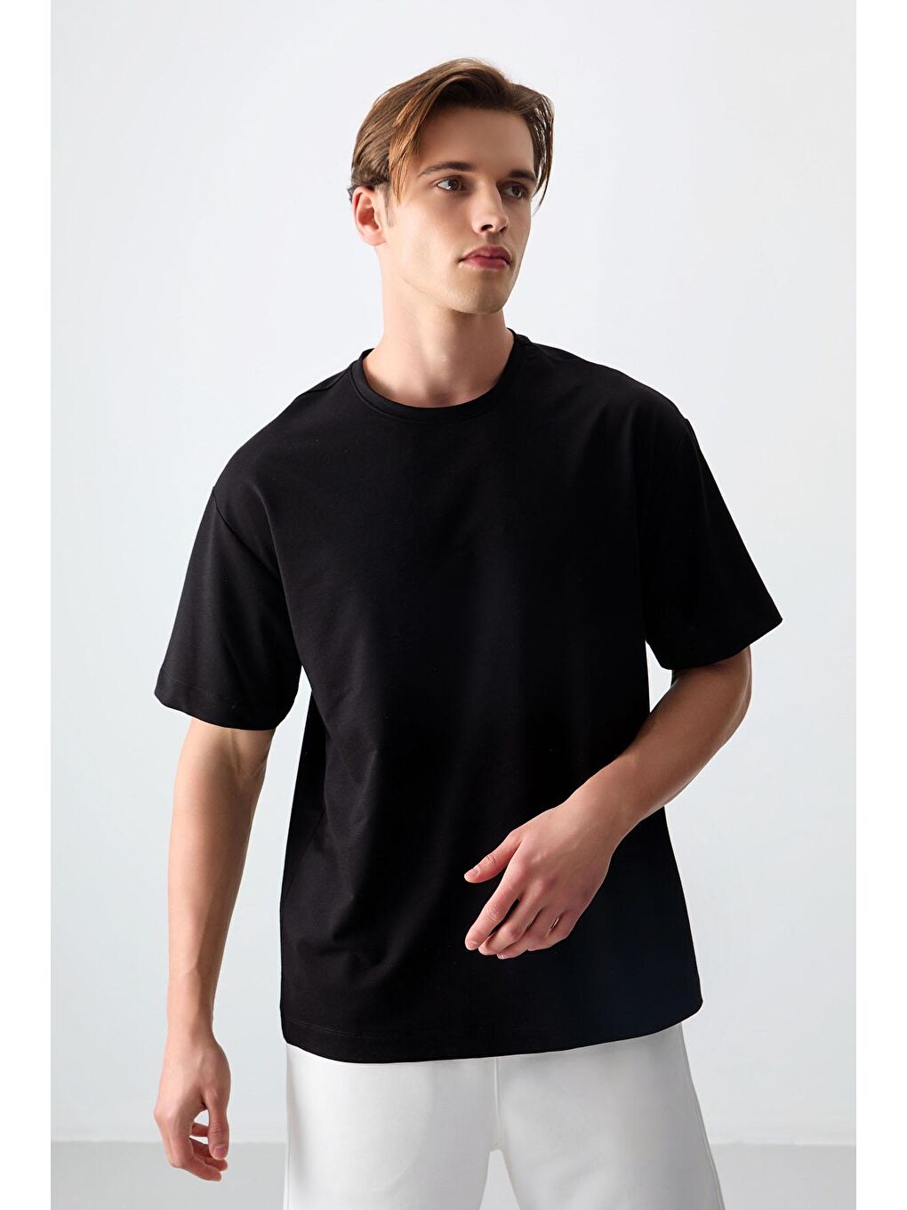 AIR JONES Siyah Pamuklu Kalın Yumuşak Dokulu Oversize Fit Basic Erkek T- Shirt - 88377