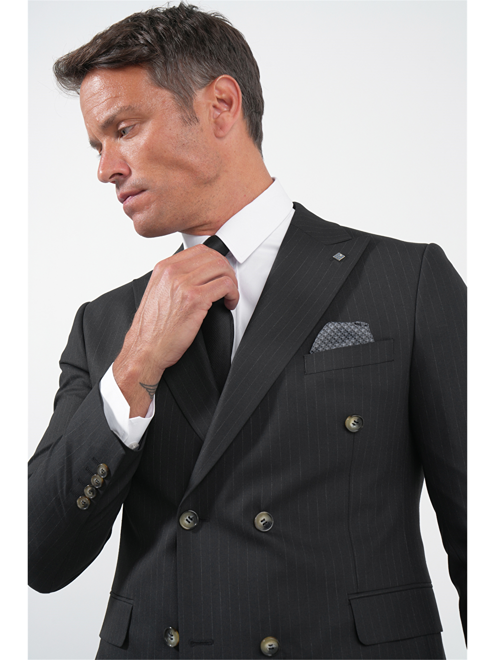 Siyah-Gri Kılıç Yaka Düz Bez Ayağı Kruvaze 6 Drop Slim Fit Esnek Takım Elbise 1001260173-3