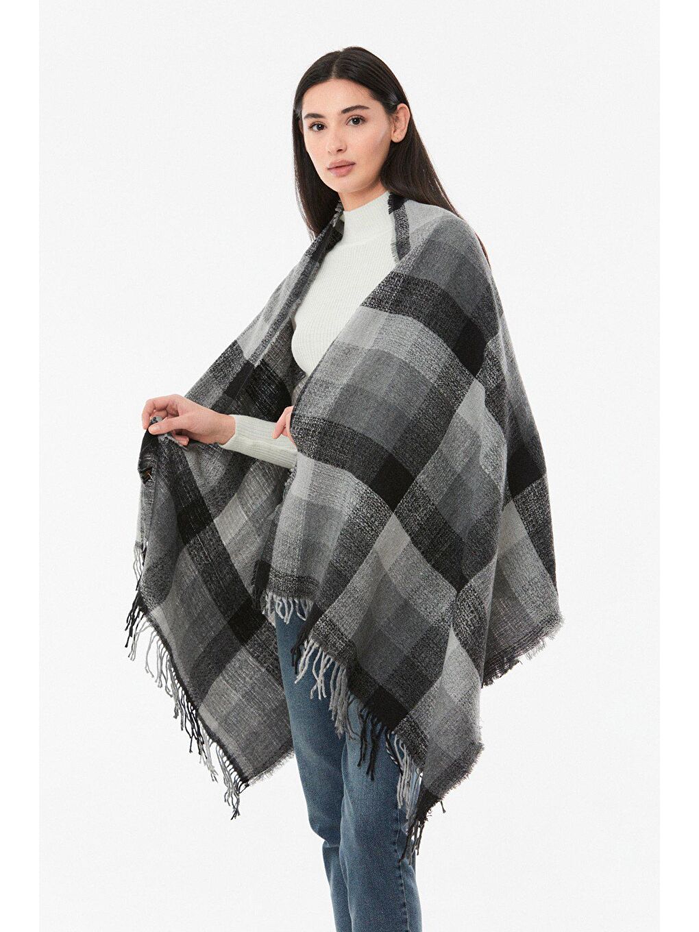 Antrasit Çizgili Yumuşak Dokulu Şal