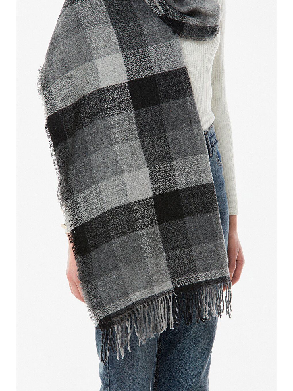 Antrasit Çizgili Yumuşak Dokulu Şal-3