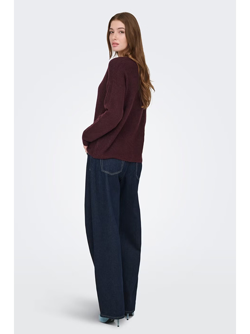 Kırmızı Onlcamilla Regular Fit V Yaka Kazak 15204588-2
