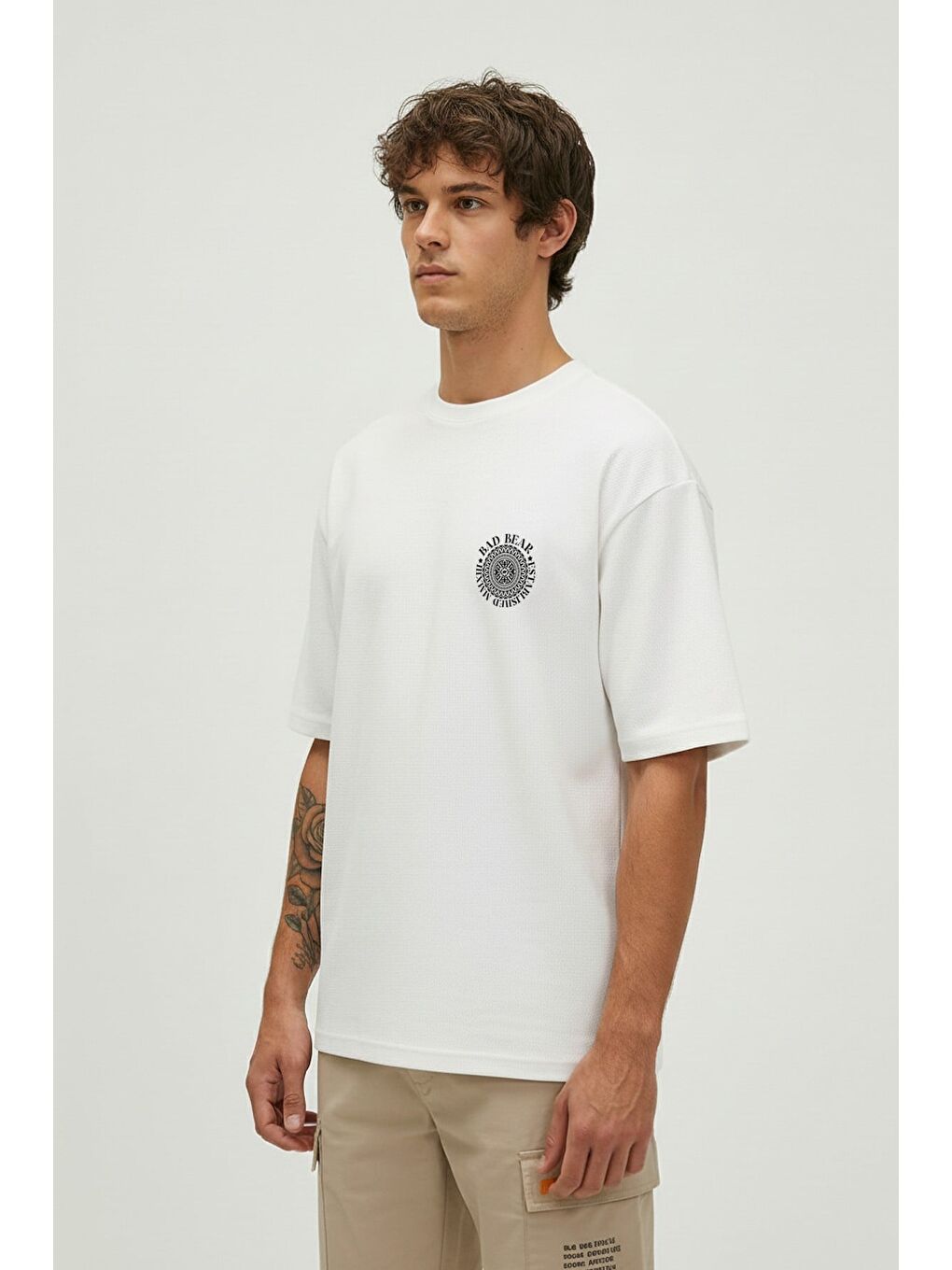 Mons Beyaz Erkek Baskılı Tişört-1