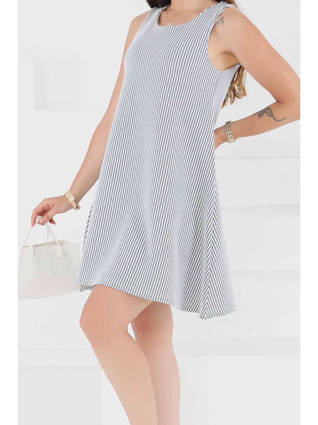 Su Yolu Fermuarlı Elbise Siyah - 27502-2