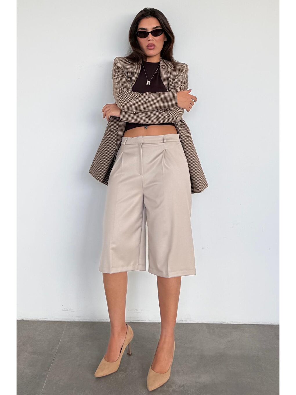 Bej %100 Pamuklu Cepli Kumaş Bermuda Şort Mg2640