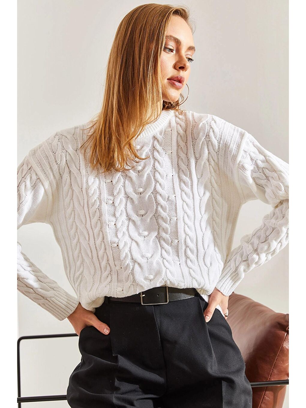 Beyaz Kadın Desenli Triko Kazak