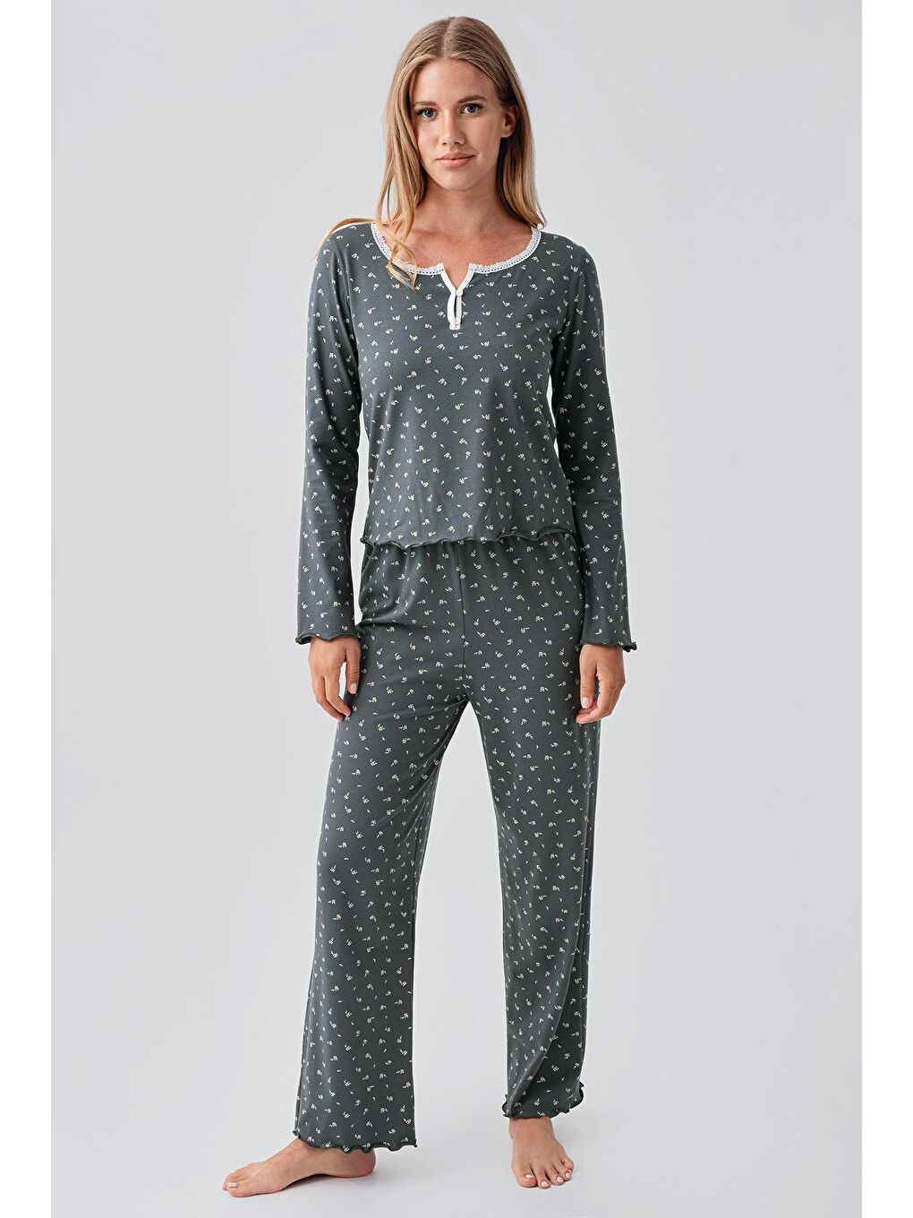 Yeşil Uzun Kollu Desenli Düğmeli Esnek Pamuklu Pijama Takım 18202-1