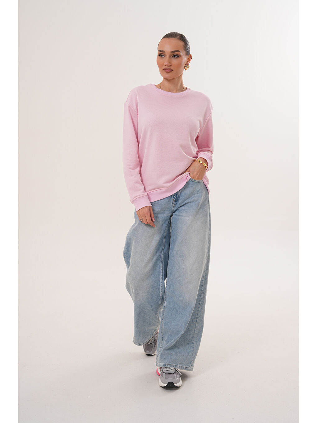 Pembe Unisex Bisiklet Yaka %100 Pamuk Basic Sweatshirt-8