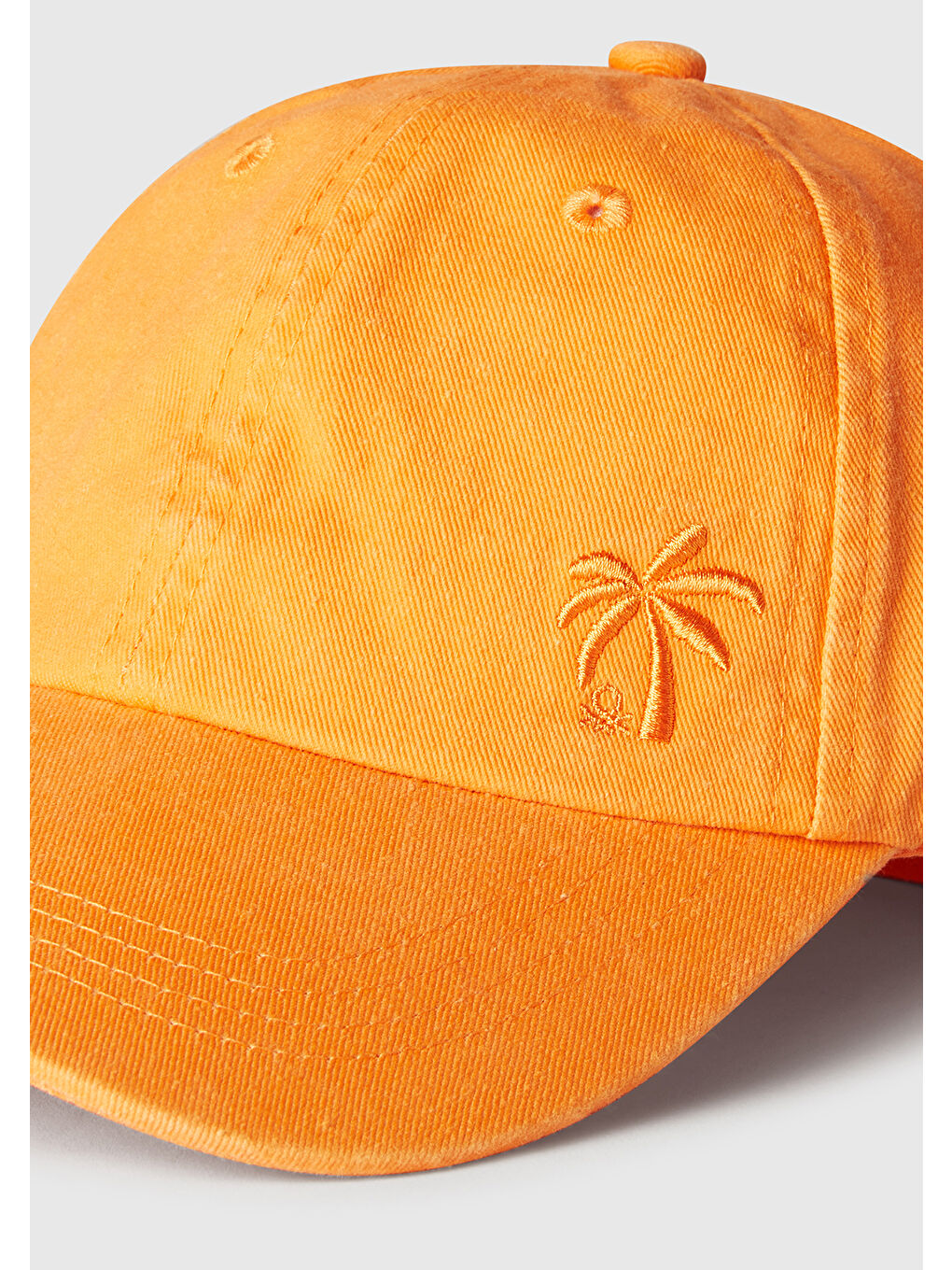 Erkek Çocuk Turuncu Yırtıklı Eskitilmiş Efektli Nakış İşlemeli Kep Şapka-2