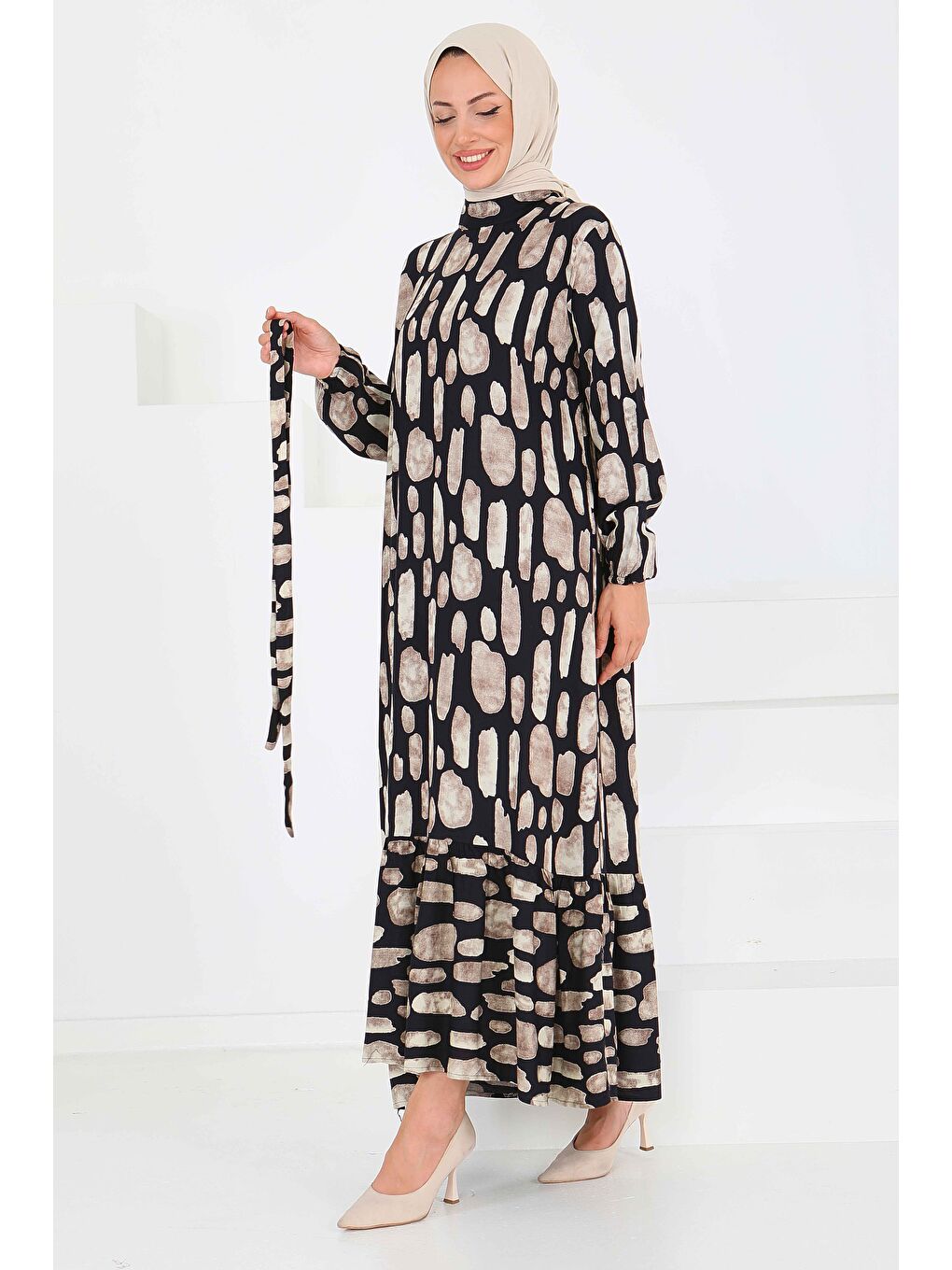 Desenli Kuşaklı Elbise Bej - 27519-1