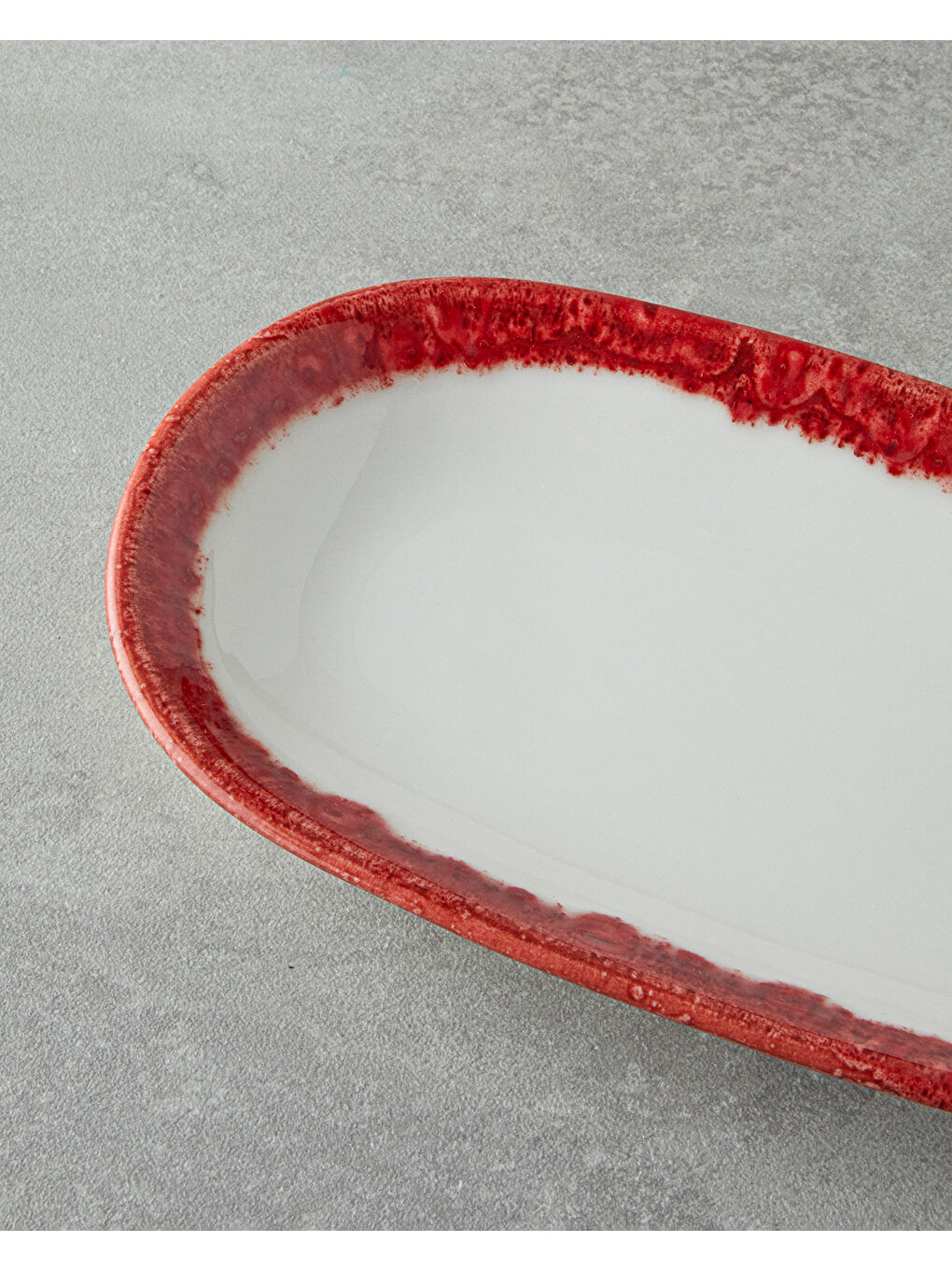Larry Porselen Kayık Tabak 24 cm Kırmızı-2