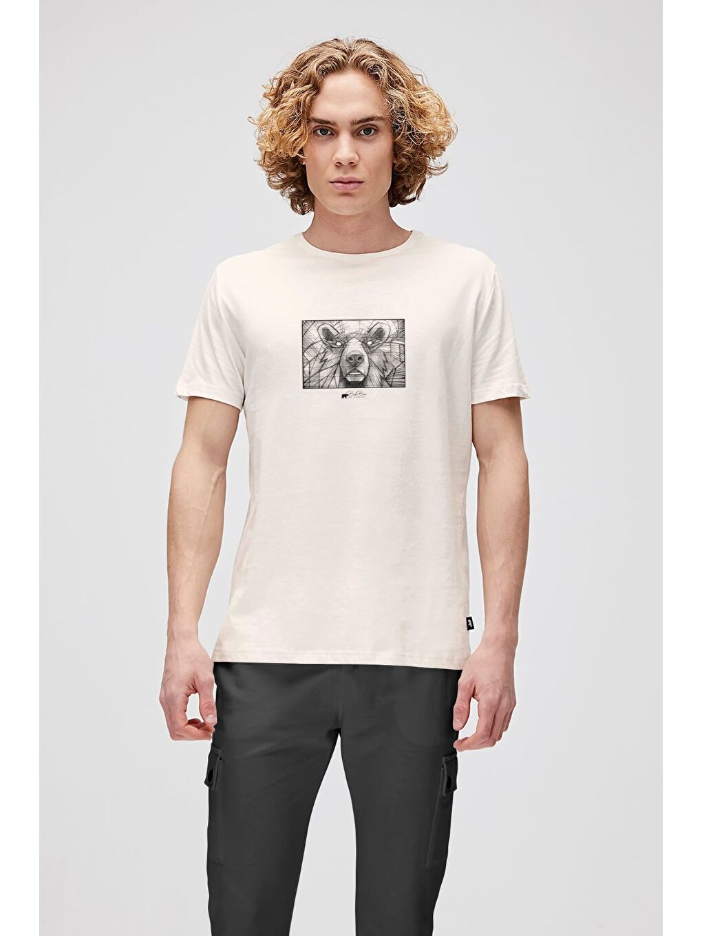 Wall Bear Beyaz Erkek Baskılı Tişört