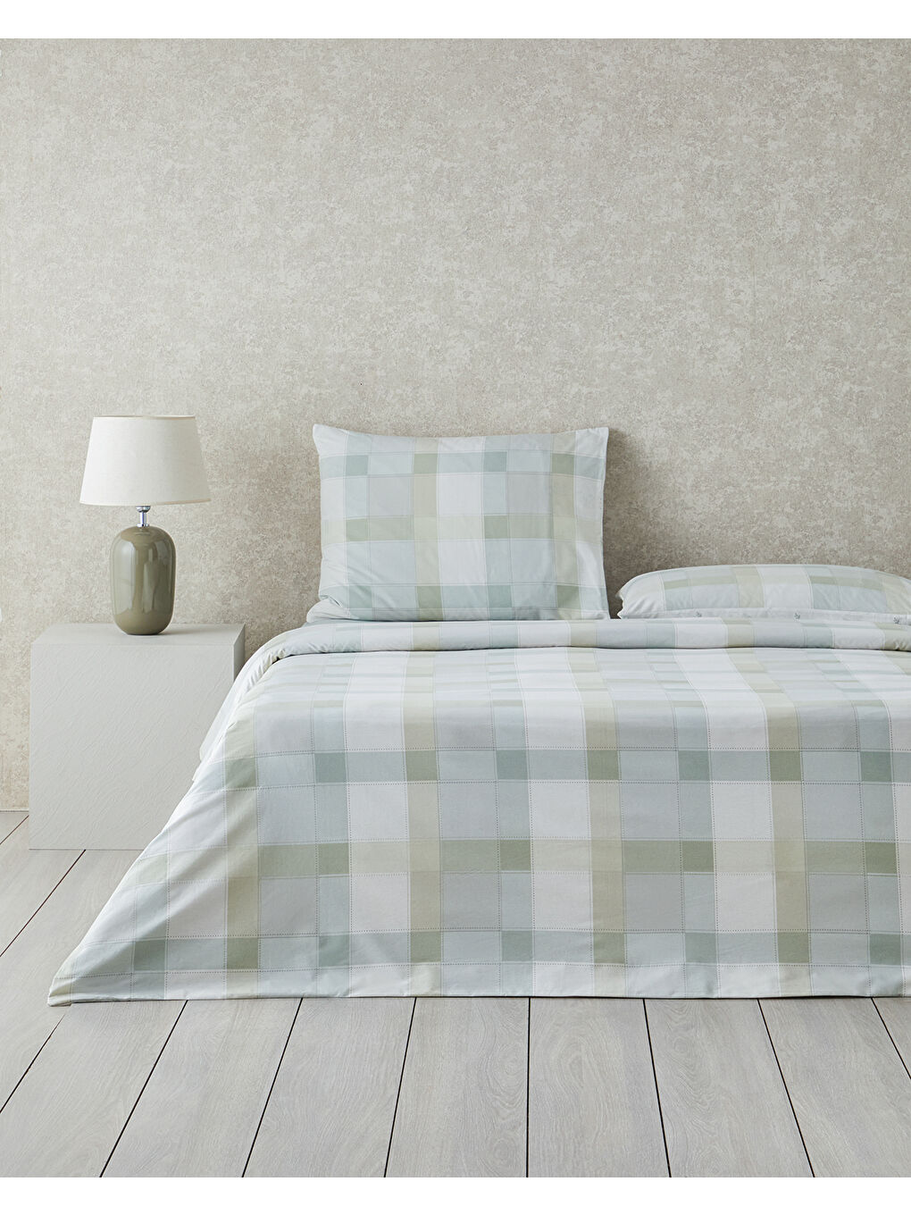 Crispy Bloom Pamuklu Ranforce Tek Kişilik Nevresim Takımı 160x220 cm Yeşil-1