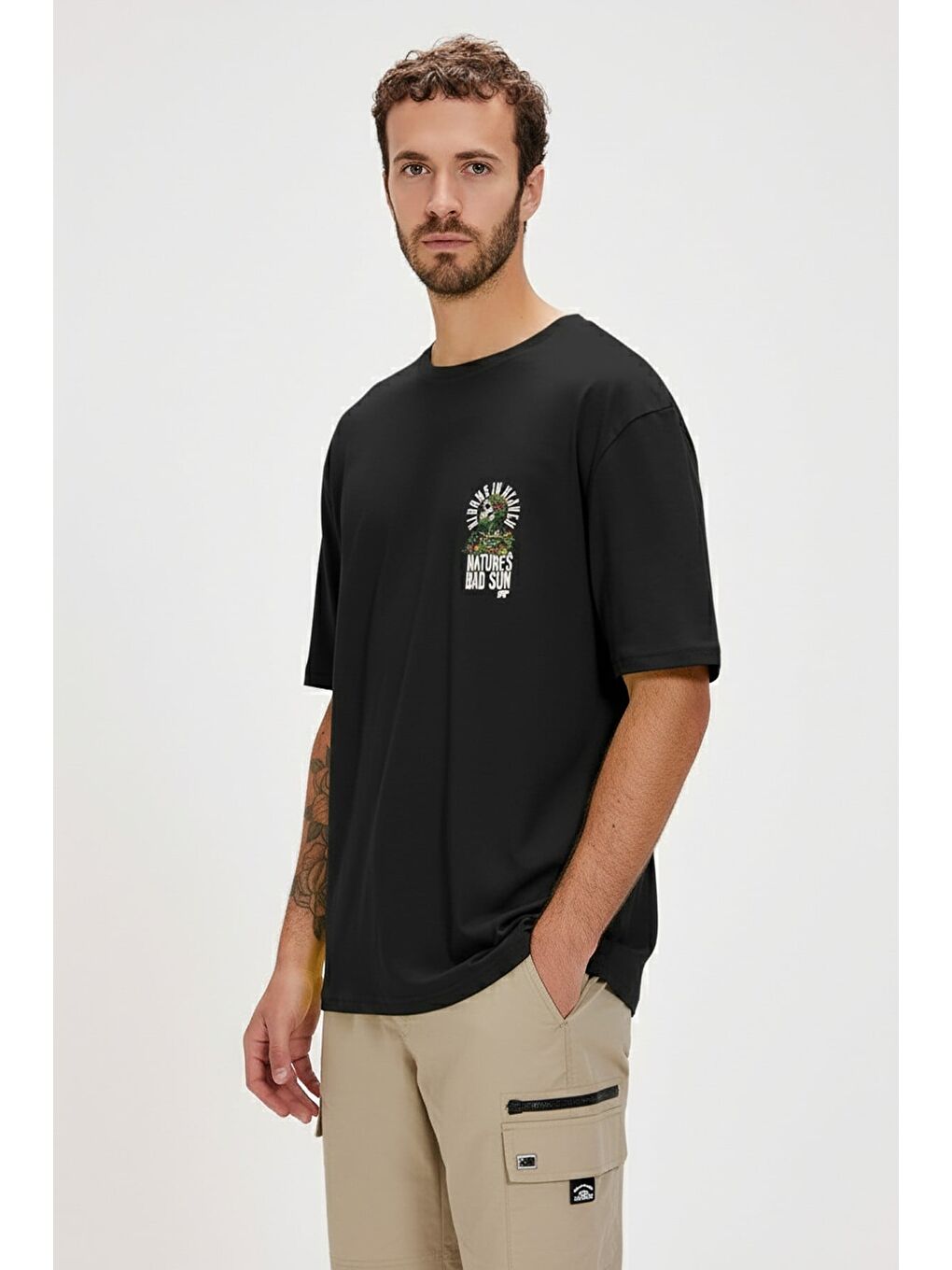 Blooms Siyah Erkek Baskılı Tişört-1