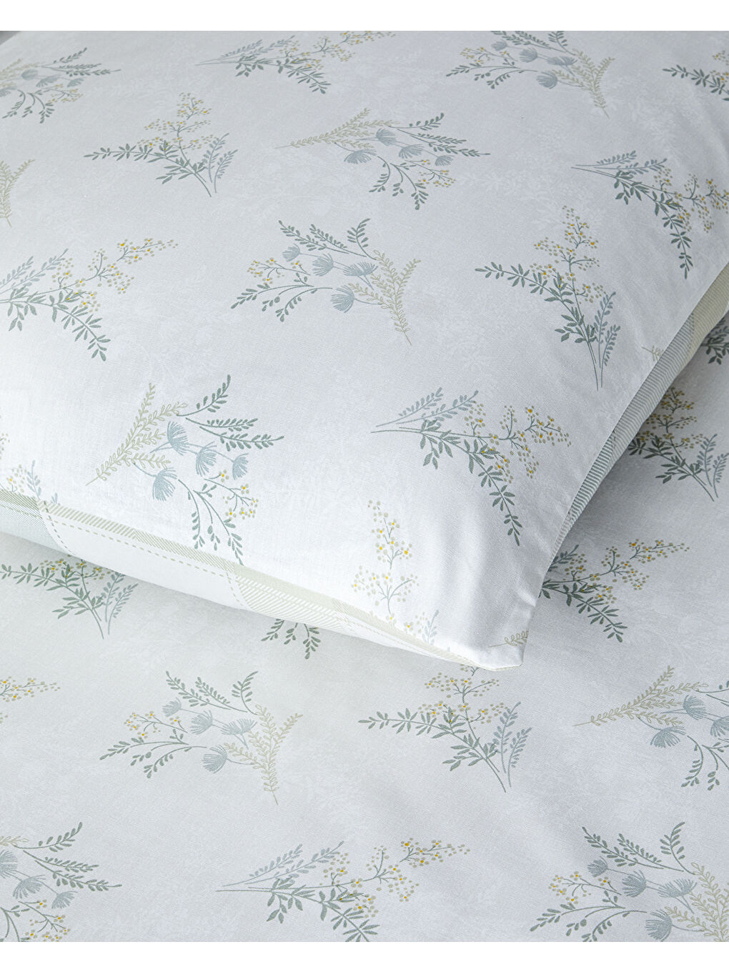 Crispy Bloom Pamuklu Ranforce Tek Kişilik Nevresim Takımı 160x220 cm Yeşil-4