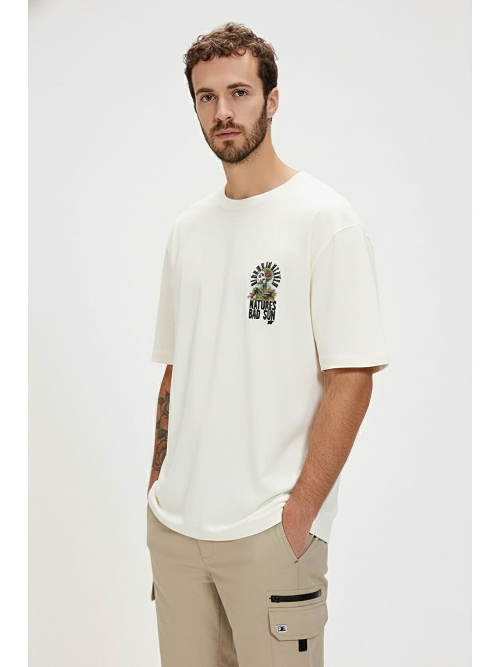 Blooms Beyaz Erkek Baskılı Tişört-2